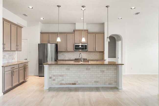 Building Photo - 2107 Pearl Bay Ct