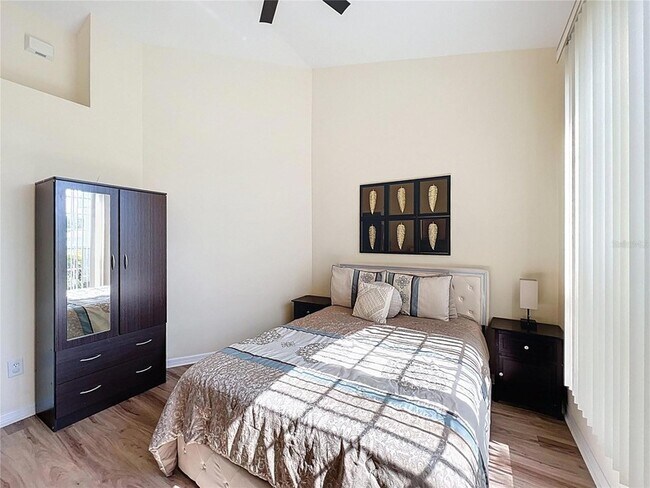 Building Photo - 458 Moscato Dr