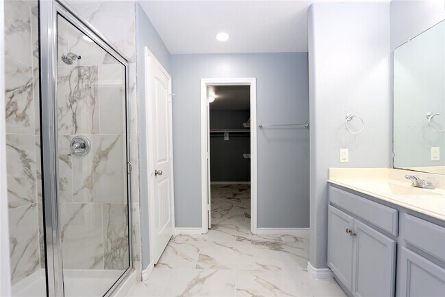 Building Photo - 9218 Mission Arbor Ln