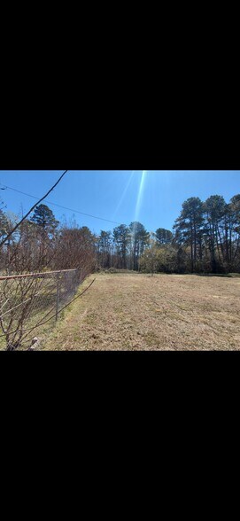 Building Photo - 2225 Old Georgia Hwy