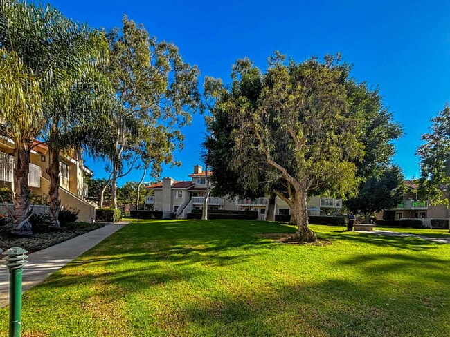 Building Photo - 7422 Seastar Dr