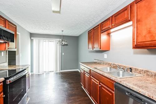 Building Photo - 6603 Valley Hill Dr