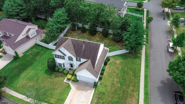 Building Photo - 120 Trotter Road