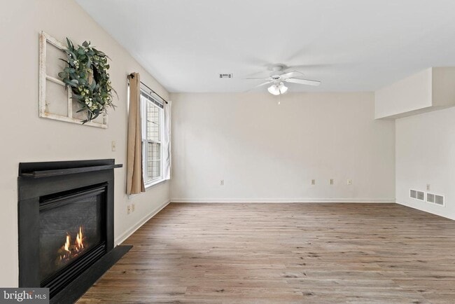 Building Photo - 149 Cardinal Ln