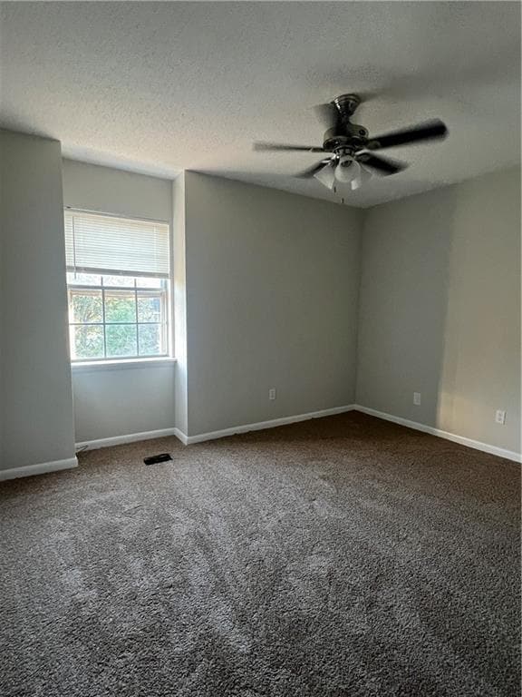 Building Photo - 153 W 16th St