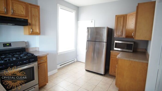 Building Photo - 125 W 23rd St