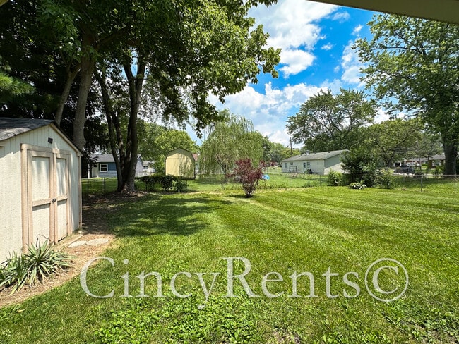 Building Photo - 988 Stratford Pl