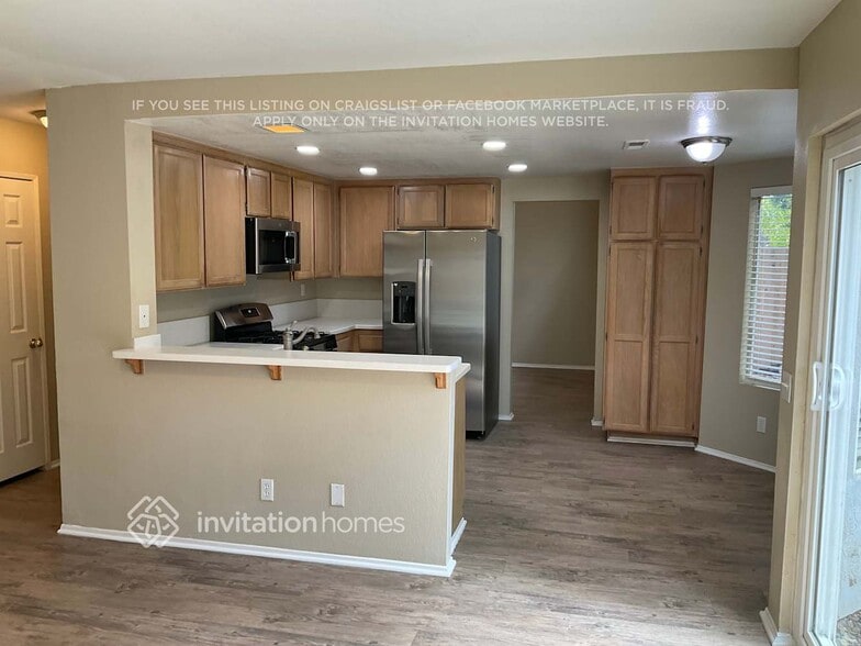 Building Photo - 24623 Leafwood Dr