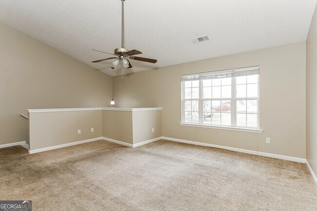 Building Photo - 1345 Kent Manor