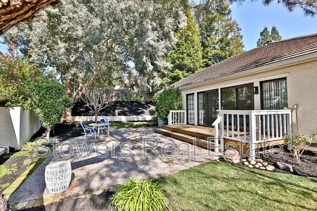 Building Photo - 50 Deer Meadow Ln