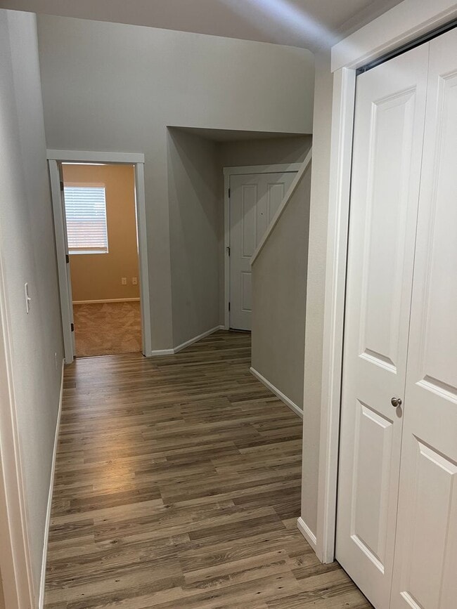 Building Photo - Gorgeous 4 Bed 3 Bath Home Built in 2019!