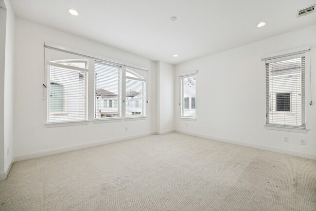 Building Photo - 1259 Bonner St