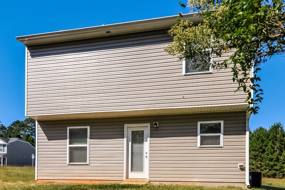 Building Photo - 531 Randolph Dr