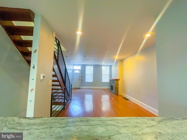 Building Photo - 2113 Mountain St