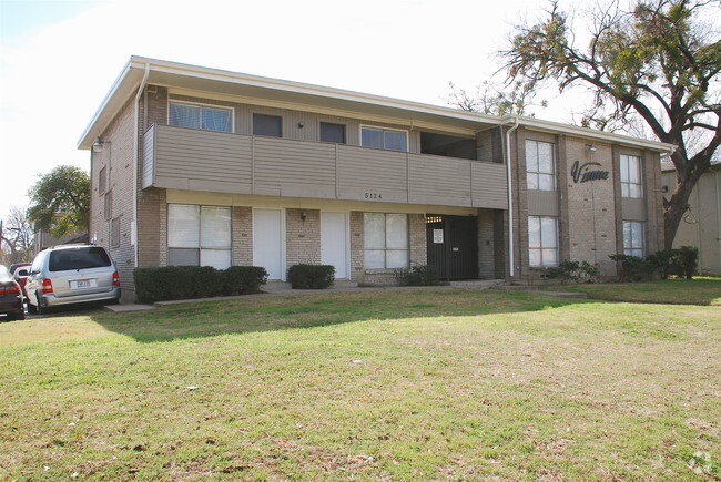 Building Photo - The Element at Live Oak