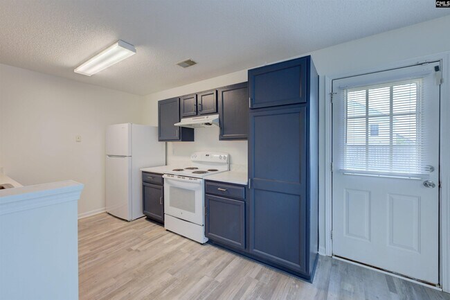 Building Photo - 312 E Waverly Pl Ct