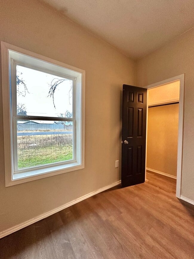 Building Photo - COMING MAY 2026!!! - Fully Remodeled 3-Bedroom Home w/ Bonus Room!!