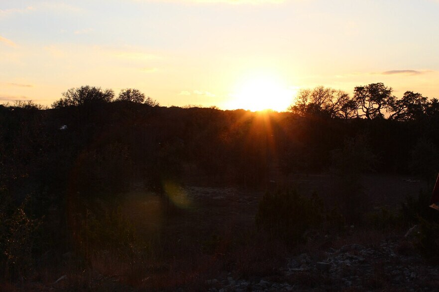 Building Photo - 299 Willow Springs Dr