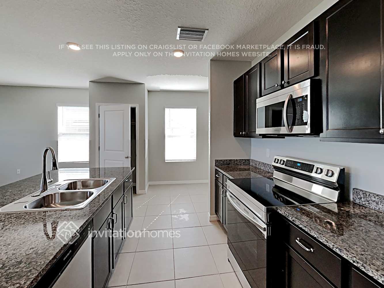 Building Photo - 4911 Willow Breeze Wy