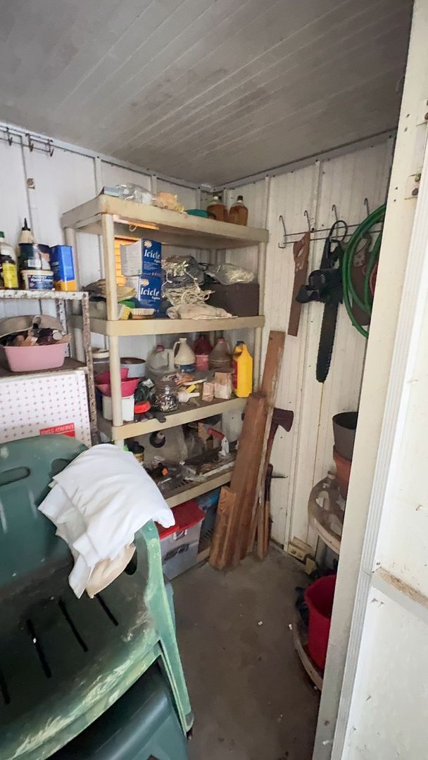 Building Photo - Beautiful 2 bedroom 2 bath mobile home for rent in 55+ community in south Tampa