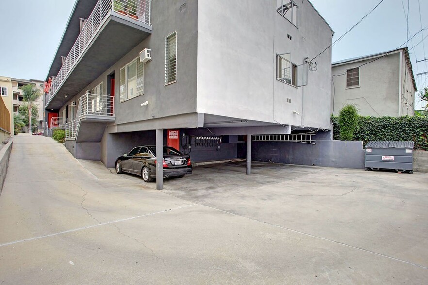 Building Photo - 8120 Norton Ave