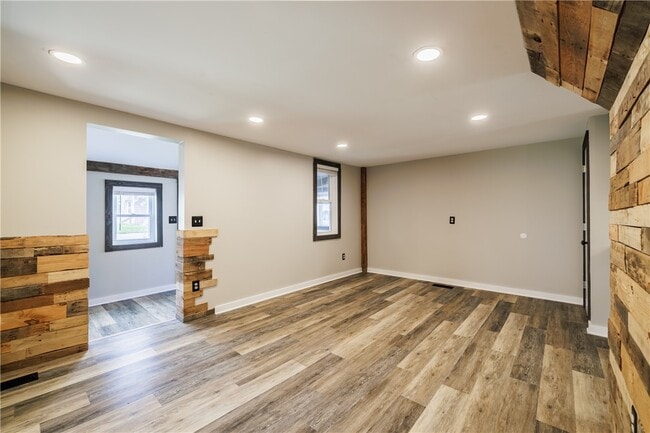 Building Photo - 3986 W Walworth Rd
