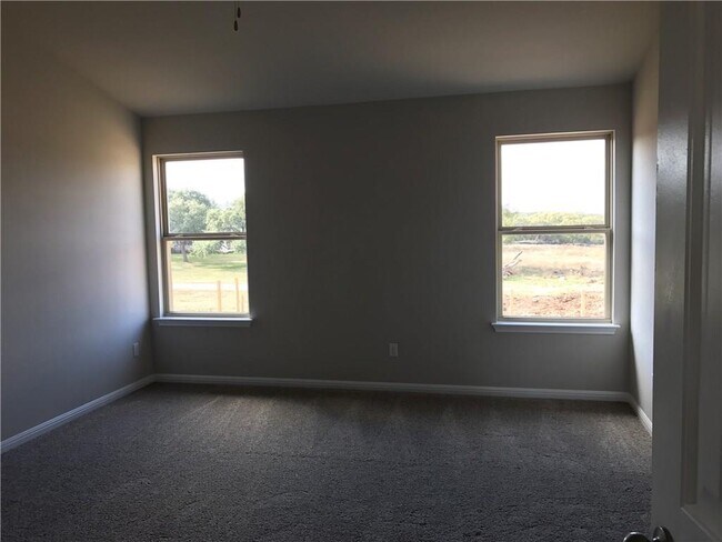 Building Photo - 801 Melda St