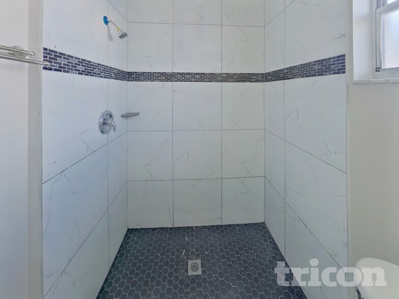 Building Photo - 2550 Mill Run Blvd