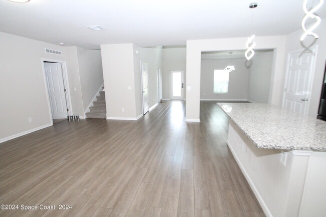 Building Photo - 695 Boughton Way