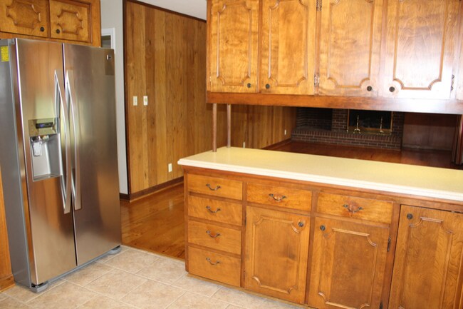 Building Photo - 103 Terrace Ct