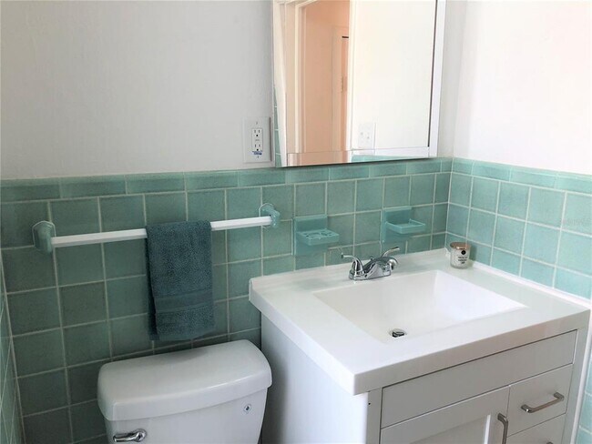 Building Photo - 2921 Greenbriar St