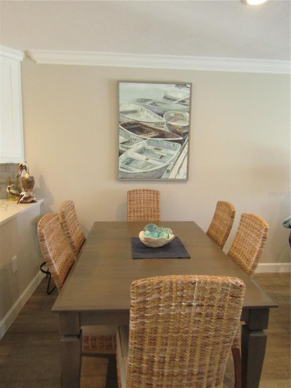 Building Photo - 1400 Tarpon Center Dr
