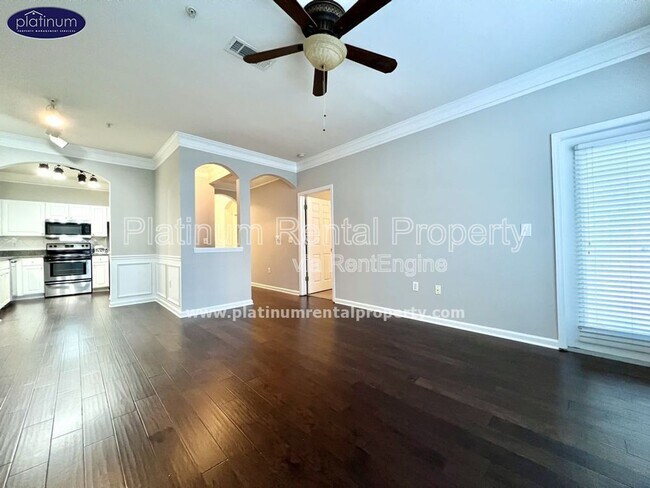 Building Photo - 1850 Cotillion Dr