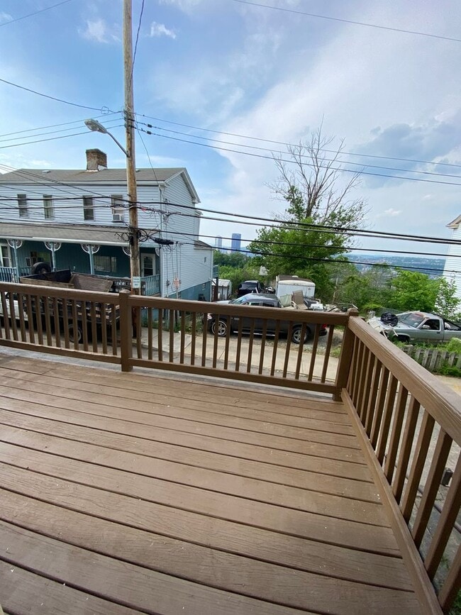 Building Photo - 978 Manton Wy