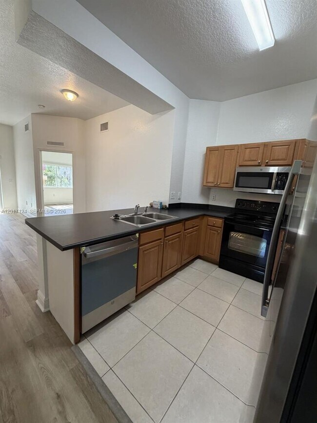 Building Photo - 3335 Palomino Dr