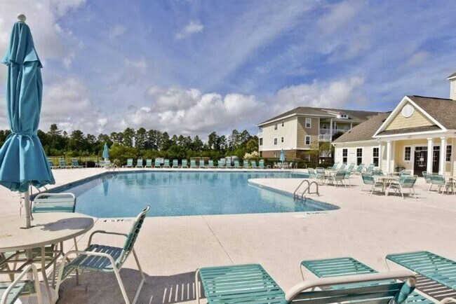 Building Photo - First floor, Unfurnished 3 Bedroom, 2 Bath...