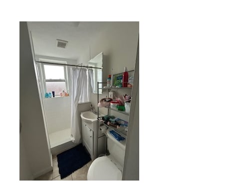 Building Photo - 220 Hanover St