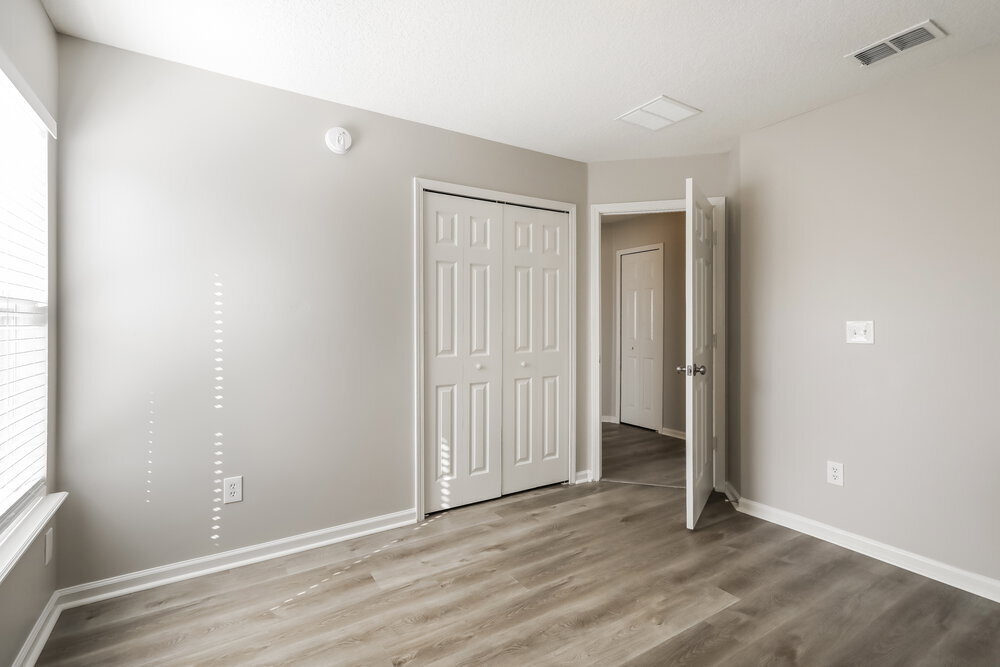 Building Photo - 179 Prince Phillip Dr