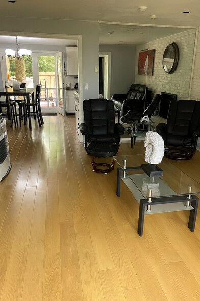 Building Photo - 883 Weirs Blvd