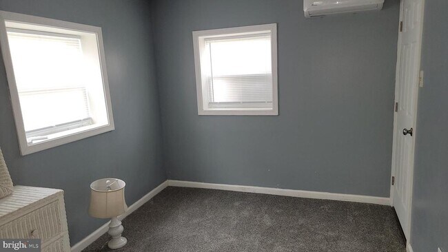 Building Photo - 22719 Lagoon Dr