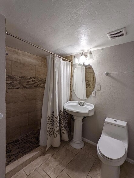 Building Photo - 12221 W Bell Rd