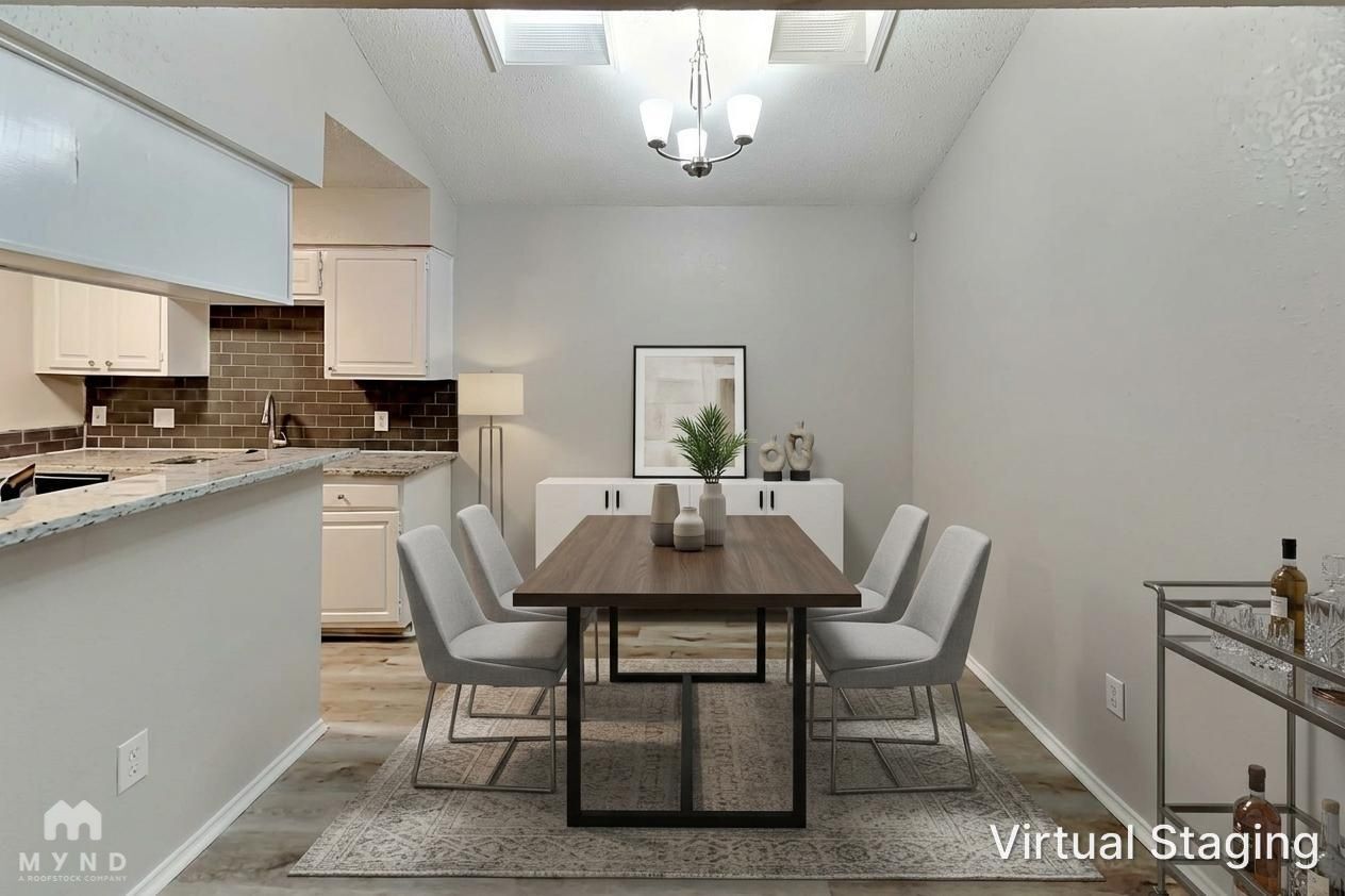 Building Photo - 1509 Brook Forest Dr
