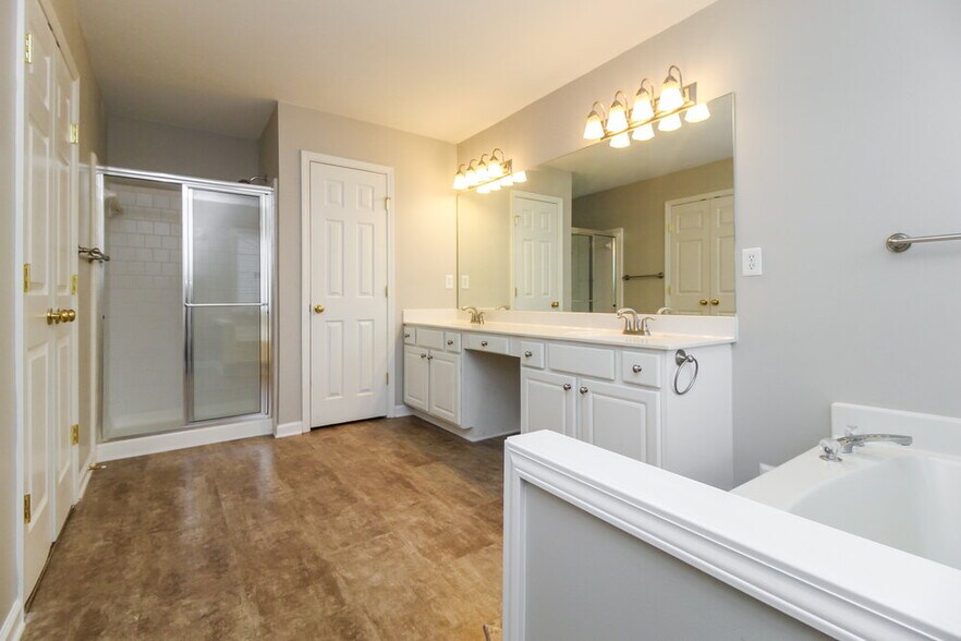 Building Photo - 809 Cataya Cove