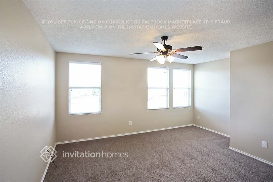 Building Photo - 332 Snapdragon Ct