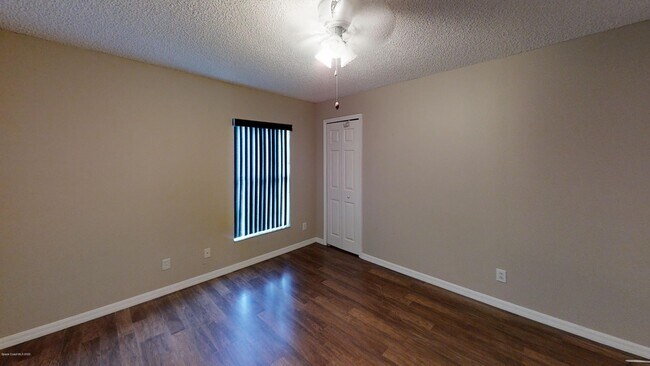 Building Photo - 2457 Deercroft Dr