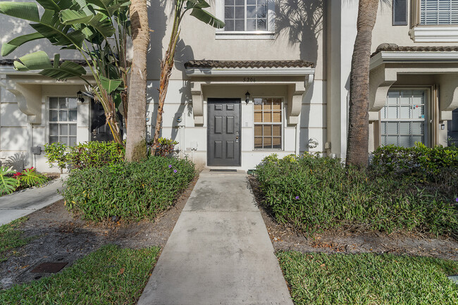 Primary Photo - 5206 Palmbrooke Cir
