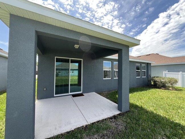Building Photo - 12119 Ledbury Commons Dr