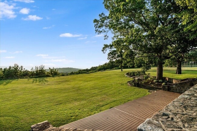 Building Photo - 398 Scofield Mountain Rd
