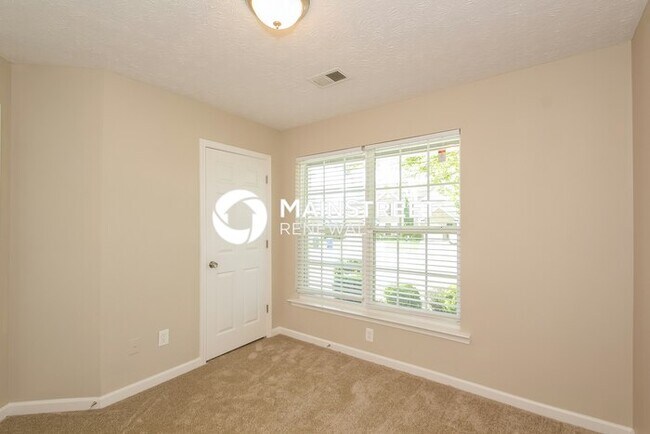Building Photo - 3 Bedroom Pet-Friendly Home in Union City,...
