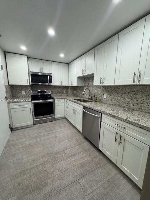 Building Photo - 90 Edgewater Dr